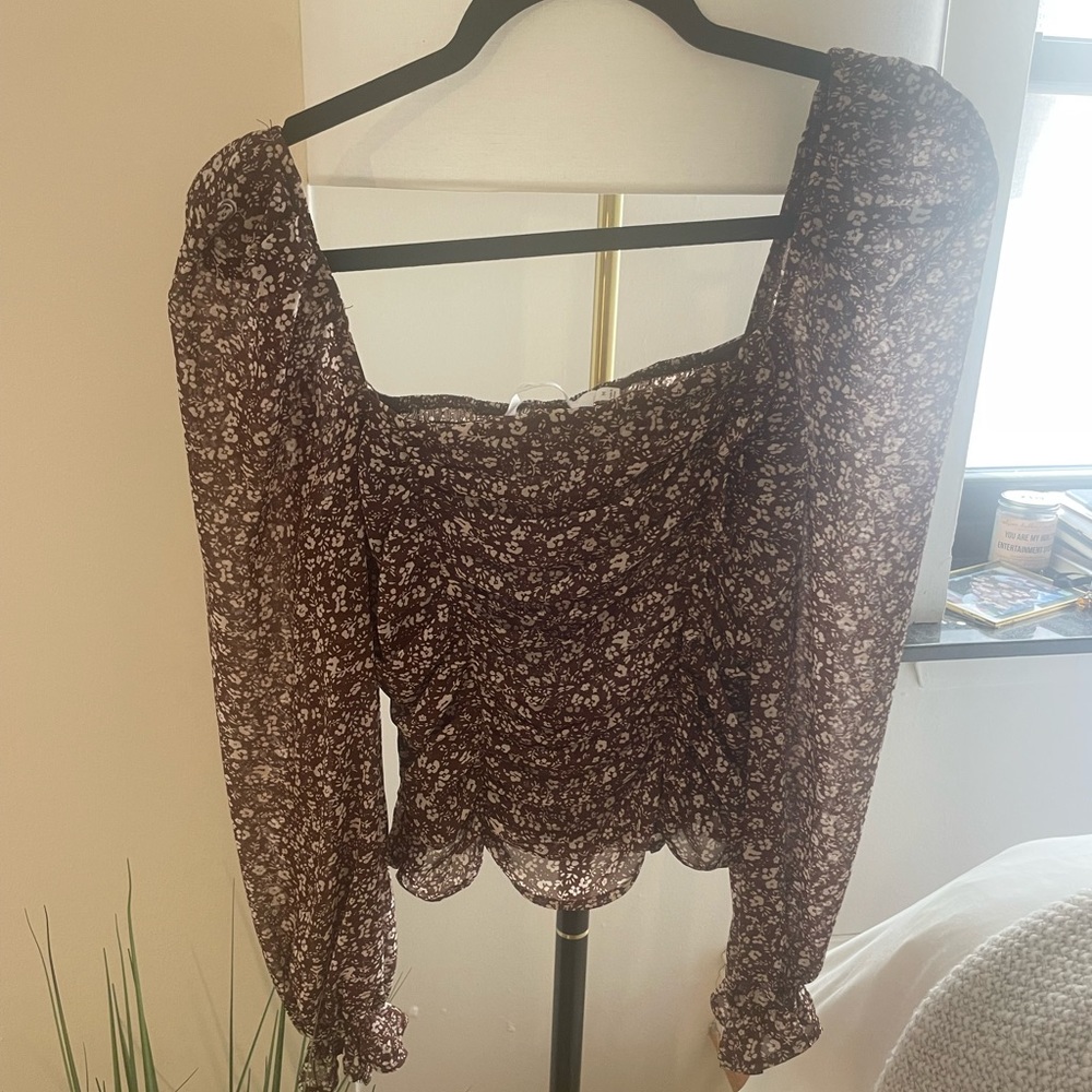Astr the Label Tonina Floral Puff Sleeve Top